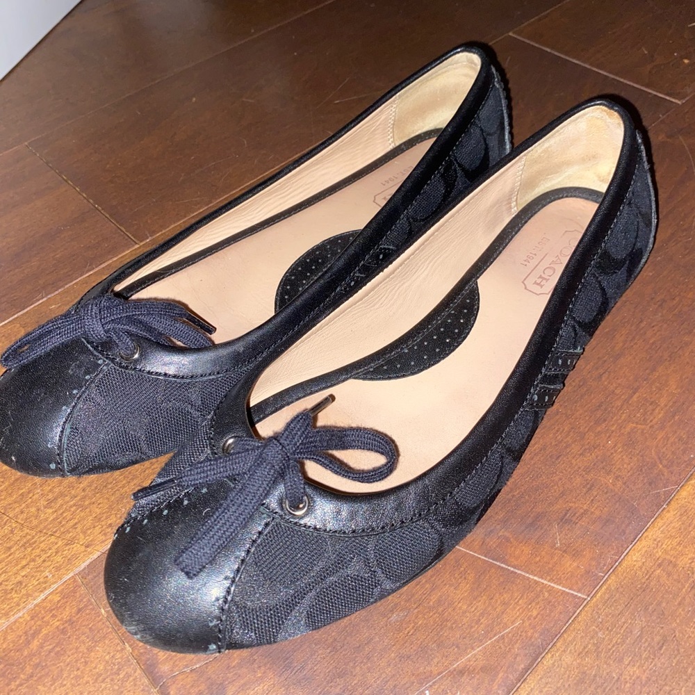Coach flats